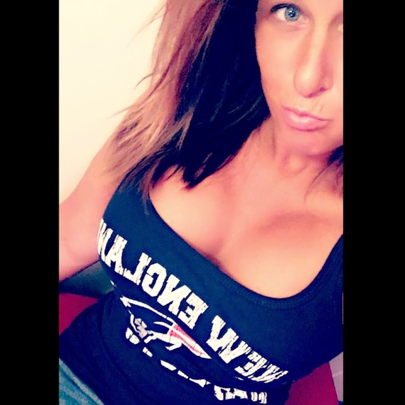 Meet your Posher, Krista - Picture 1 of 1